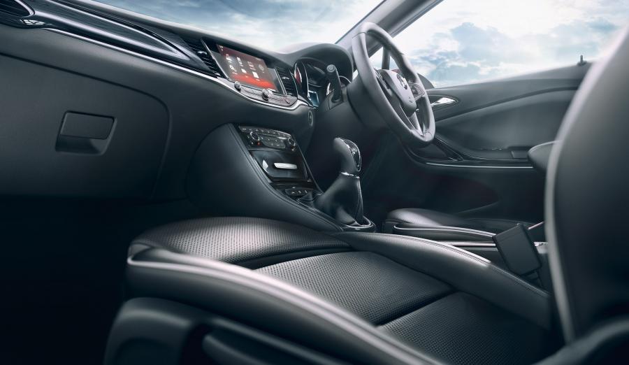  Vauxhall Astra 2015 года  (фото 12 из 14)